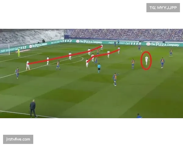 从嘘声到掌声:复盘维尼修斯在伊蒂哈德球场的救赎之夜 从嘘声到掌声:复盘维尼修斯在伊蒂哈德球场的救赎之夜